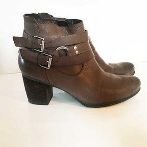 Josef Seibel ankle boots w inside zipper 39